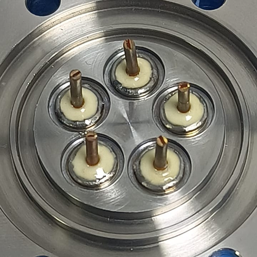 Vacuum Feed Through-2
